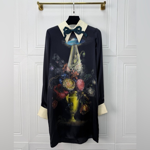 Gucci Dresses & Skirts - 🚩steal Authentic Gucci Floral Print Dress with Cream Collar and Bow